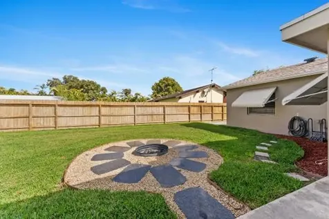 19613 Delaware Circle Boca Raton FL 33434