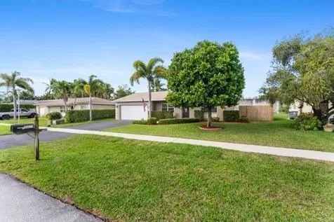 19613 Delaware Circle Boca Raton FL 33434