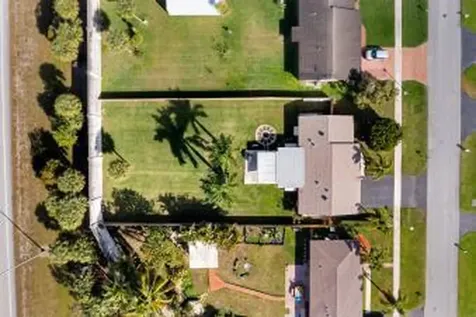 19613 Delaware Circle Boca Raton FL 33434