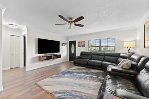 19613 Delaware Circle Boca Raton FL 33434