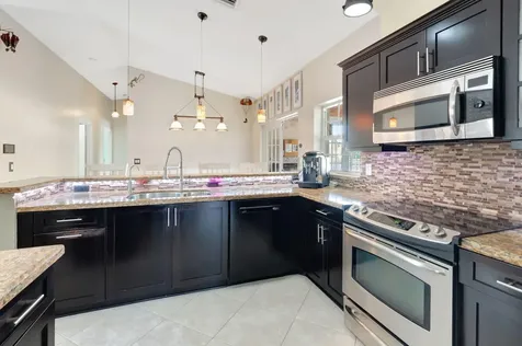 9121 Paragon Way Boynton Beach FL 33437