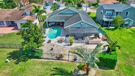 9121 Paragon Way Boynton Beach FL 33437