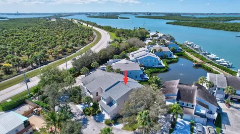 2470 Harbour Cove Drive Hutchinson Island FL 34949