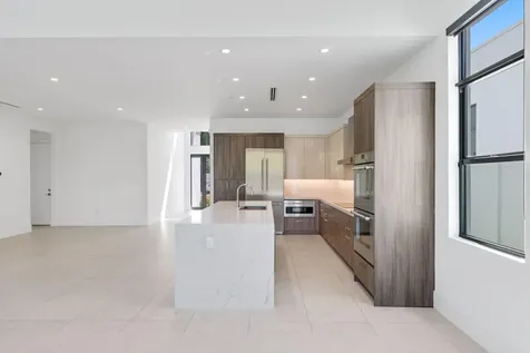 655 Kingsbridge Street Boca Raton FL 33487