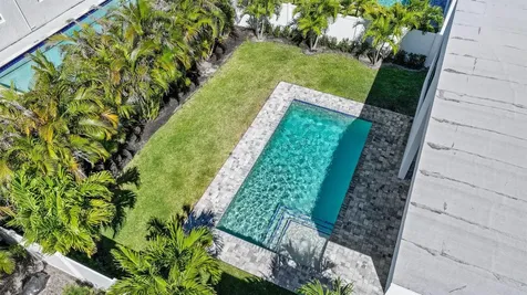 655 Kingsbridge Street Boca Raton FL 33487
