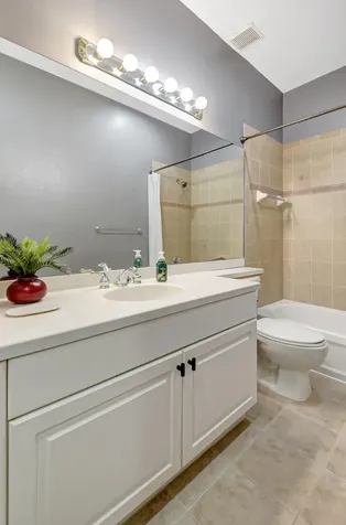 4 Nottingham Place Boynton Beach FL 33426