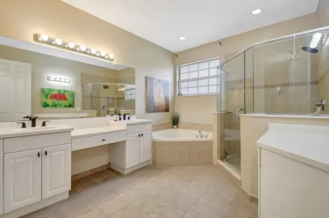4 Nottingham Place Boynton Beach FL 33426