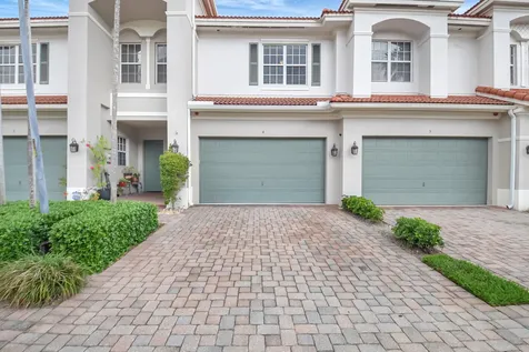 4 Nottingham Place Boynton Beach FL 33426