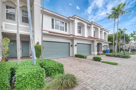 4 Nottingham Place Boynton Beach FL 33426