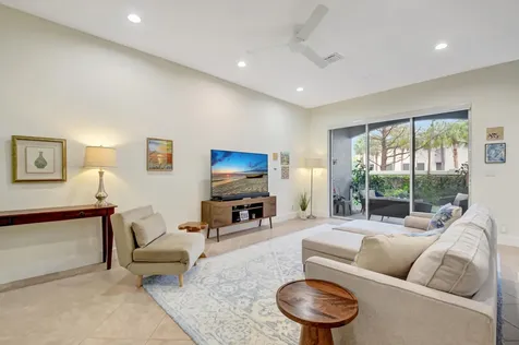 4 Nottingham Place Boynton Beach FL 33426
