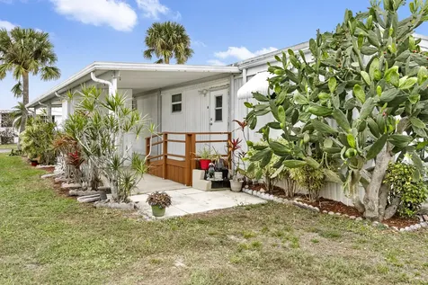 37011 Exuma Bay Boynton Beach FL 33436