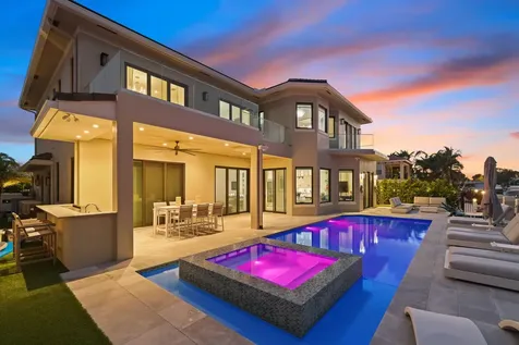 785 Ne 70th Street Boca Raton FL 33487