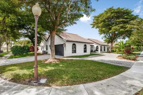 2766 Nw 46th Street Boca Raton FL 33434