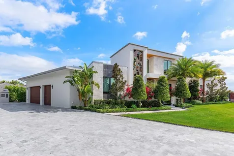 907 Sw 37th Court Boynton Beach FL 33435