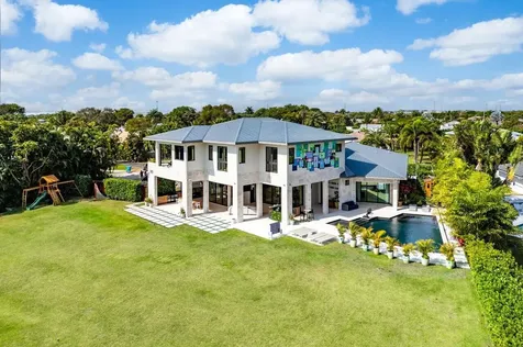 907 Sw 37th Court Boynton Beach FL 33435