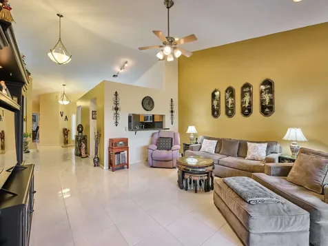 8421 Via Serena Boca Raton FL 33433