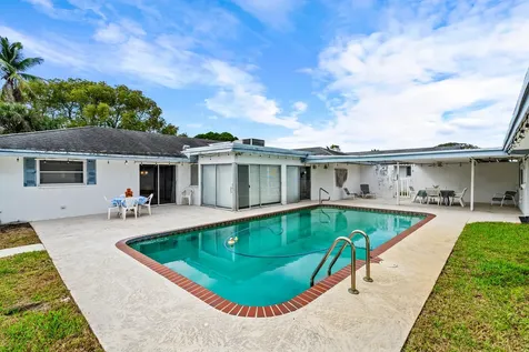 4705 Holly Drive Palm Beach Gardens FL 33418