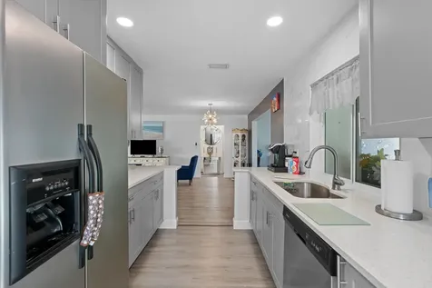 2305 Sw 21st Terrace Boynton Beach FL 33426
