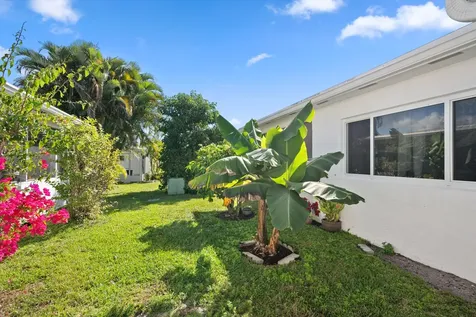 2305 Sw 21st Terrace Boynton Beach FL 33426