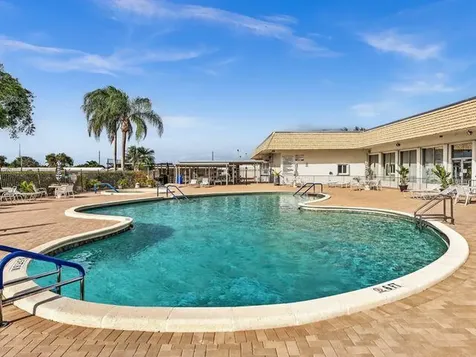2305 Sw 21st Terrace Boynton Beach FL 33426