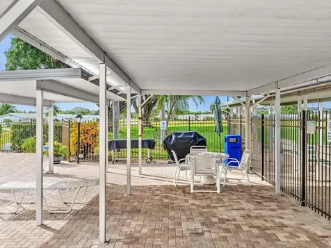 2305 Sw 21st Terrace Boynton Beach FL 33426