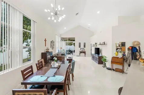 2488 Nw 66th Drive Boca Raton FL 33496