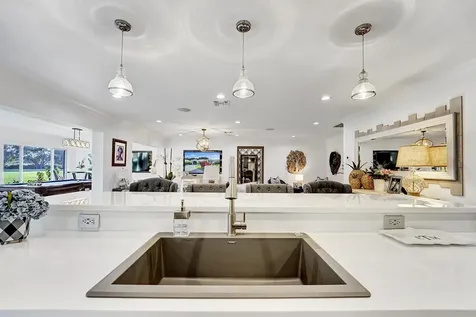 4866 S Lake Drive Boynton Beach FL 33436