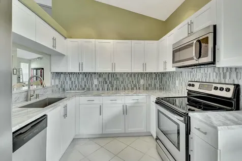 8280 Waterline Drive Boynton Beach FL 33472