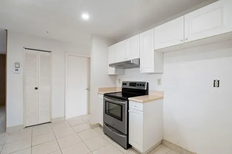 2001 Sw Roma Way Boynton Beach FL 33426