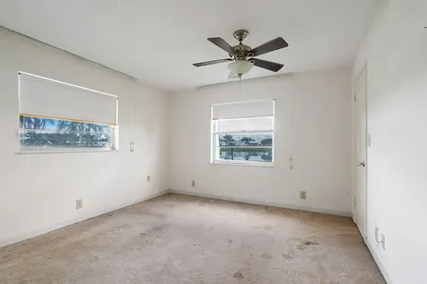 2001 Sw Roma Way Boynton Beach FL 33426