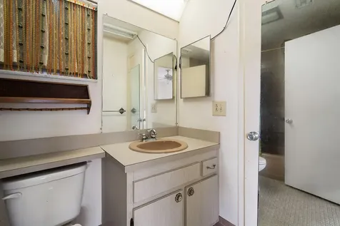 2001 Sw Roma Way Boynton Beach FL 33426