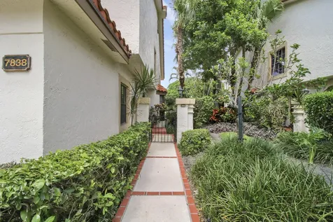 7838 La Mirada Drive Boca Raton FL 33433
