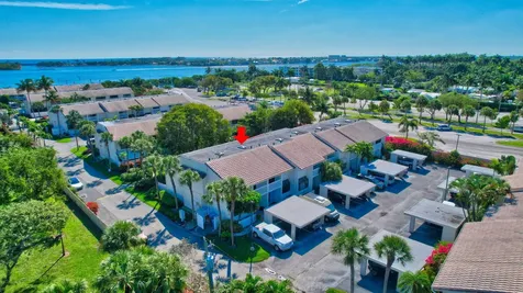 624 Ne 20th Lane Boynton Beach FL 33435