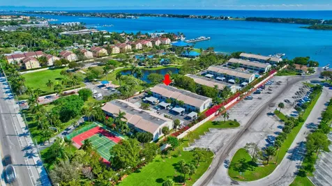 624 Ne 20th Lane Boynton Beach FL 33435