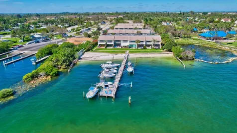 624 Ne 20th Lane Boynton Beach FL 33435
