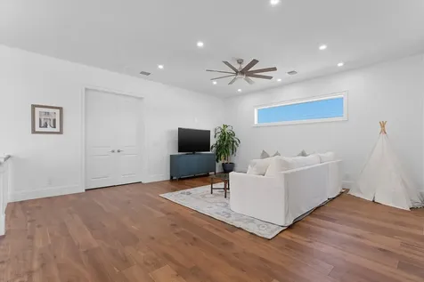 211 Nw 9th Street Boca Raton FL 33432
