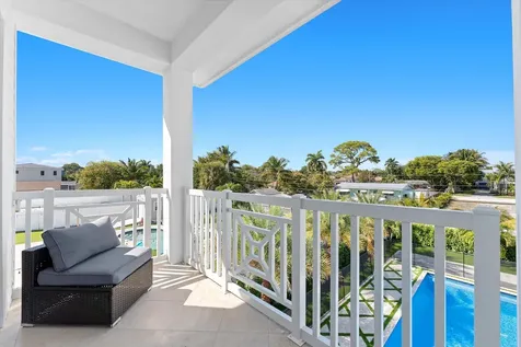 211 Nw 9th Street Boca Raton FL 33432