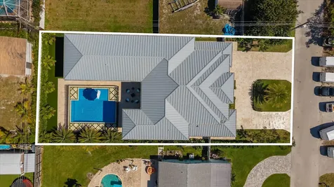 211 Nw 9th Street Boca Raton FL 33432