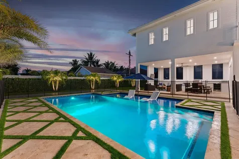 211 Nw 9th Street Boca Raton FL 33432