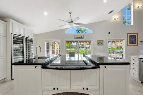 611 Sw 15th Street Boca Raton FL 33486