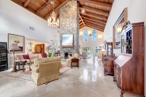 611 Sw 15th Street Boca Raton FL 33486