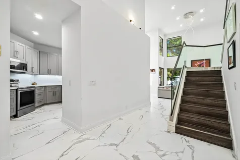 2489 Nw 64th Street Boca Raton FL 33496