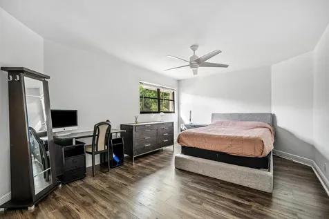2489 Nw 64th Street Boca Raton FL 33496