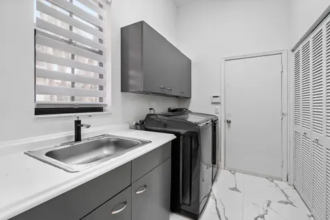 2489 Nw 64th Street Boca Raton FL 33496