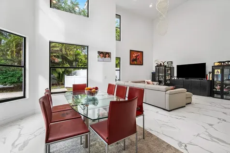2489 Nw 64th Street Boca Raton FL 33496
