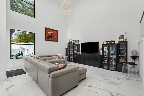 2489 Nw 64th Street Boca Raton FL 33496