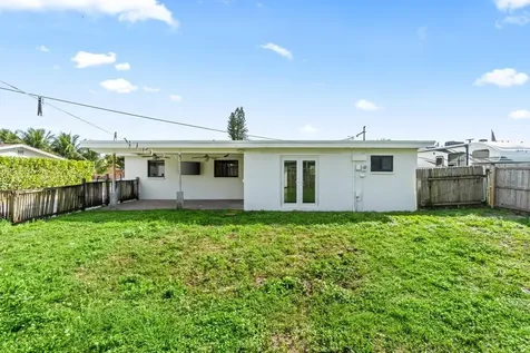 2659 Nassau Road West Palm Beach FL 33406