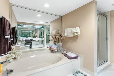 2480 Presidential Way West Palm Beach FL 33401