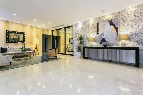 2480 Presidential Way West Palm Beach FL 33401