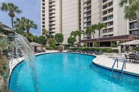 2480 Presidential Way West Palm Beach FL 33401